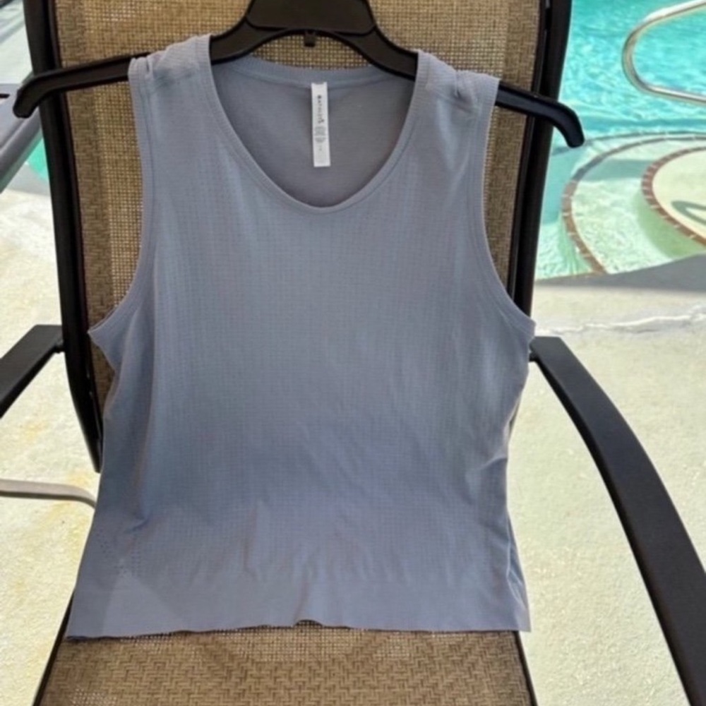 Athleta Gray Fitted Crop Tank Top